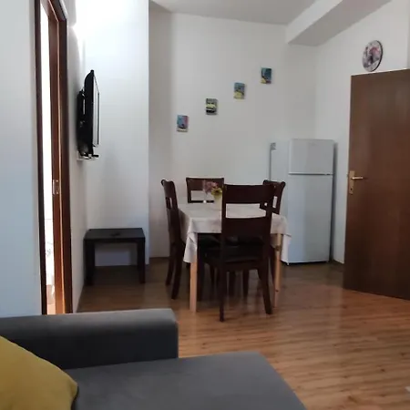 Apartment Two Bedroom Close To Gondola Bansko