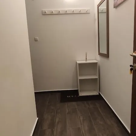 Two Bedroom Close To Gondola Apartment Bansko