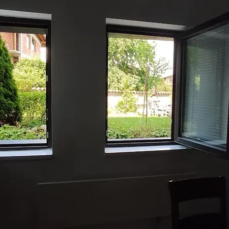 Apartment Two Bedroom Close To Gondola